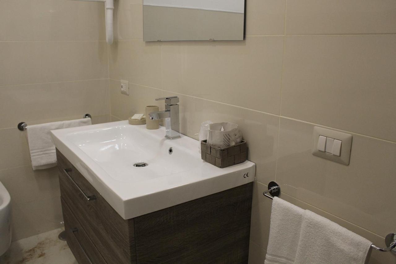 Antonietta De Pace Rooms By Napoli Milionaria B&B מראה חיצוני תמונה