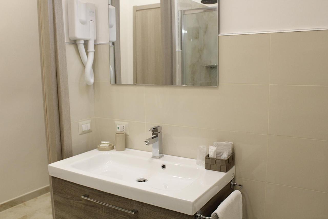 Antonietta De Pace Rooms By Napoli Milionaria B&B מראה חיצוני תמונה