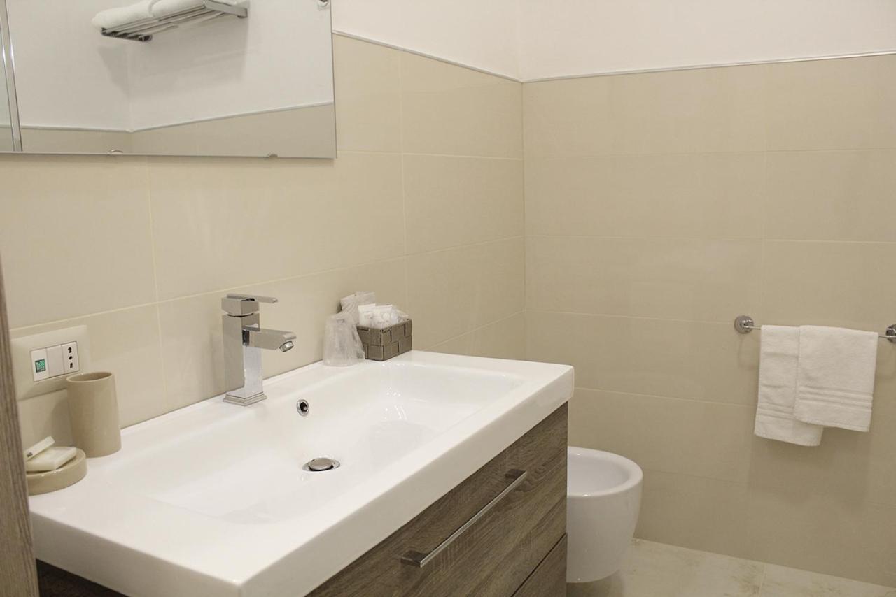 Antonietta De Pace Rooms By Napoli Milionaria B&B מראה חיצוני תמונה