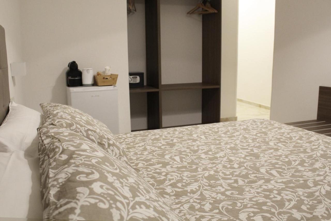 Antonietta De Pace Rooms By Napoli Milionaria B&B מראה חיצוני תמונה