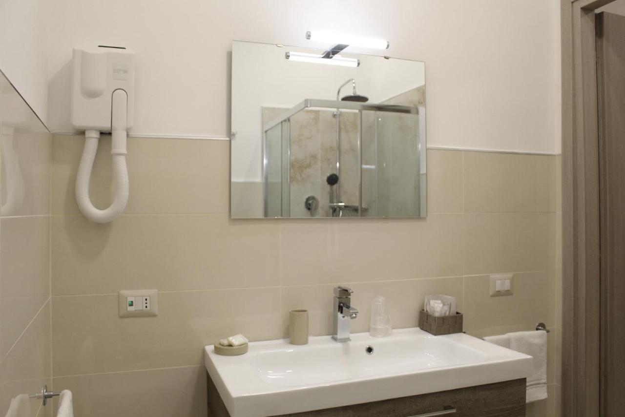 Antonietta De Pace Rooms By Napoli Milionaria B&B מראה חיצוני תמונה